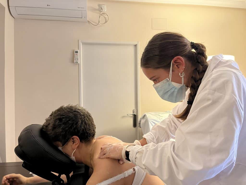 fisioterapia para cervicalgia a domicilio en Madrid