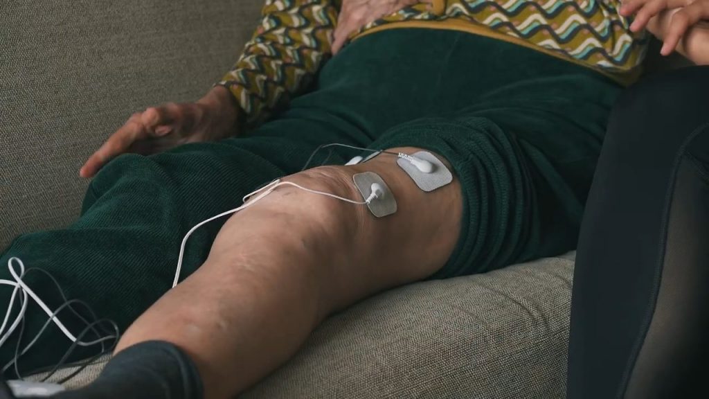 terapia fisíca para ancianos con electroestimulación